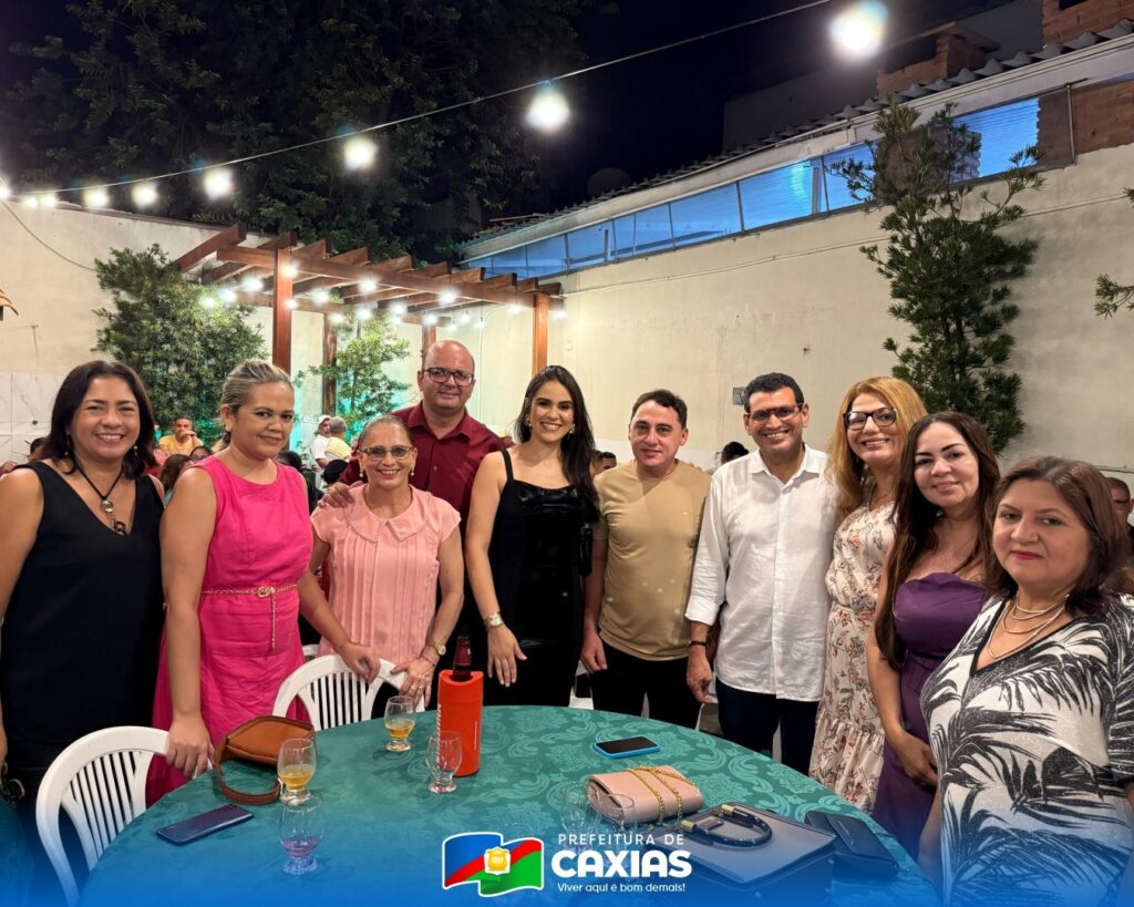 Confraternização de Fim de Ano da Secretaria de Educação de Caxias: Celebração e Reconhecimento
