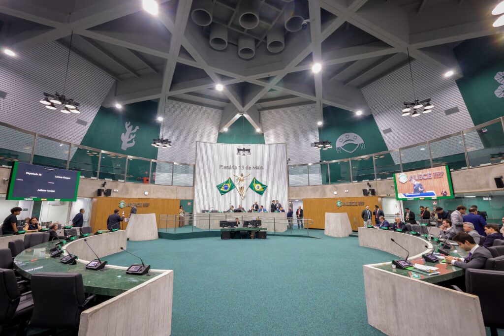 Retrospectiva Política: Principais Leis Aprovadas pelos Deputados do Ceará em 2025