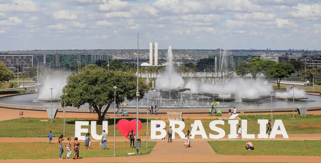 Serviços Abertos e Fechados no DF: Feriados de 31 de Dezembro a 2 de Janeiro