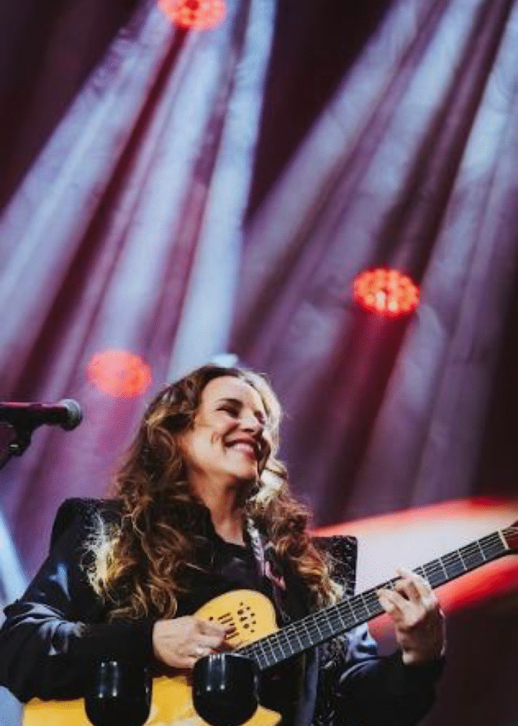 Ana Carolina Encanta Brasília com a Turnê 25 Anas