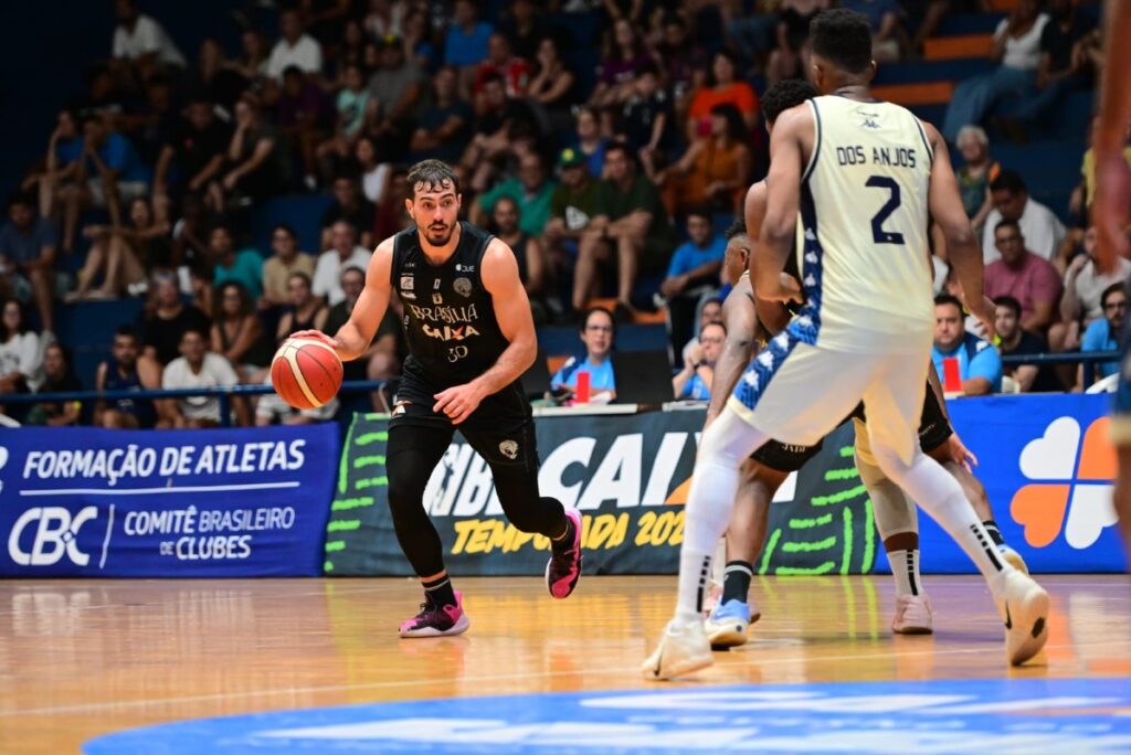 Brasília Basquete Dominante: Vitória Convincente Sobre o Rio Claro no NBB