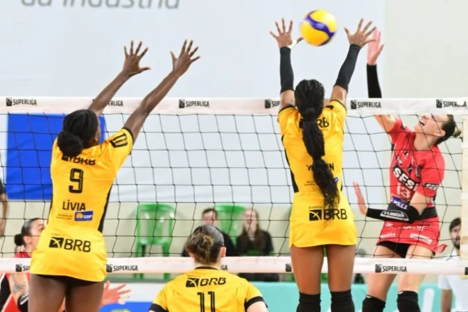 Brasília Vôlei Cede Vitória para Bauru em Tie-Break Dramático Brasília Vôlei Cede Vitória para Bauru em Tie-Break Dramático