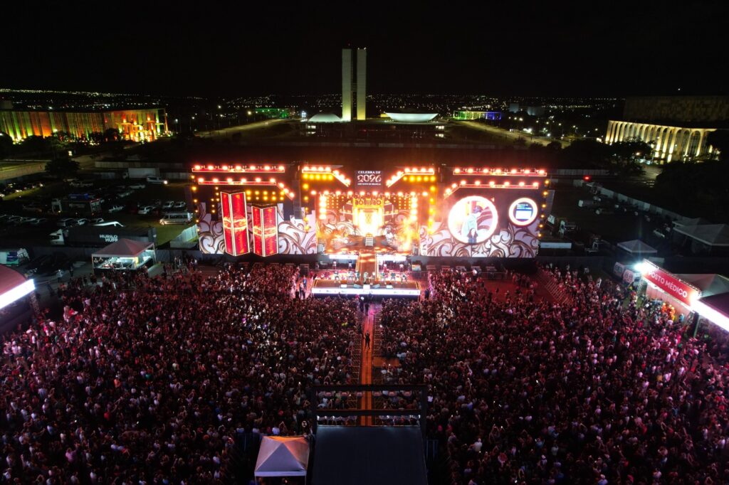 Celebra DF 2026: A Grande Festa que Reuniu Mais de 400 Mil Pessoas em Brasília Celebra DF 2026: A Grande Festa que Reuniu Mais de 400 Mil Pessoas em Brasília