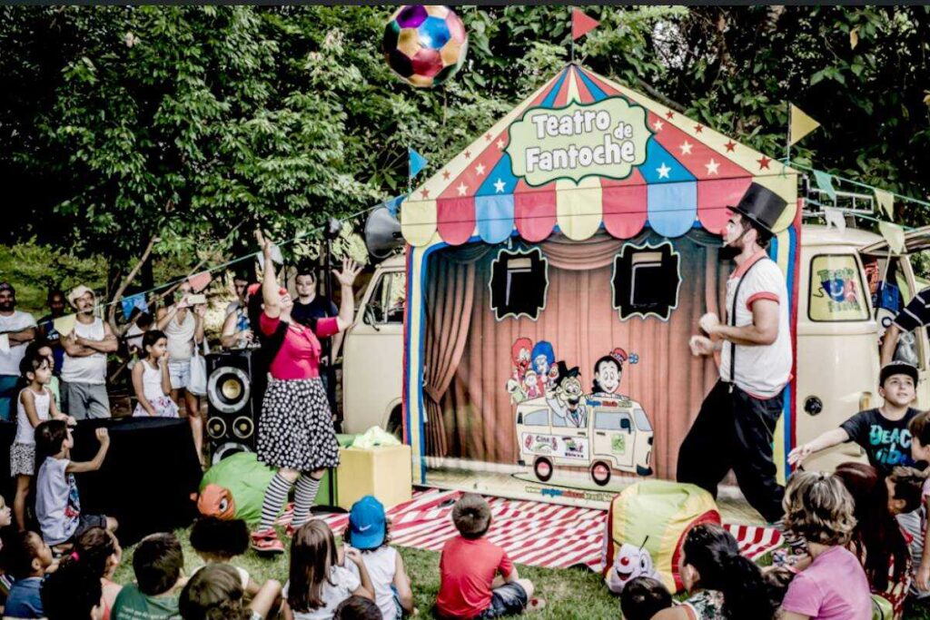 Cultura como Pacto Social: Um Olhar Profundo sobre a Convivência