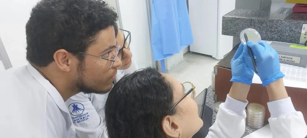 Fita Antimicrobiana de Cobre Revoluciona Controle de Contaminação em Hospitais