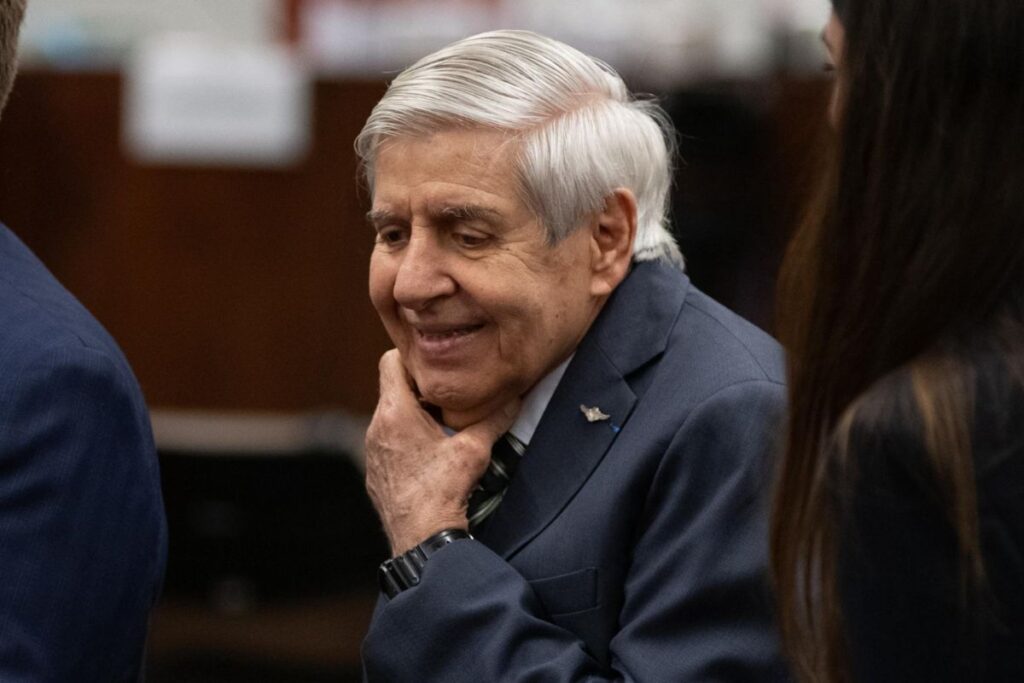 Heleno Recebe Autorização para Empregados Domésticos Durante Prisão Domiciliar