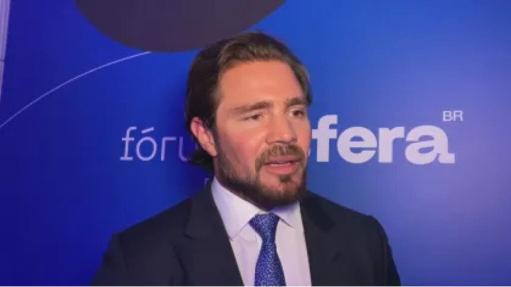 Investigação do Banco Master Revela Ligação de Políticos em Folha de Pagamento Investigação do Banco Master Revela Ligação de Políticos em Folha de Pagamento