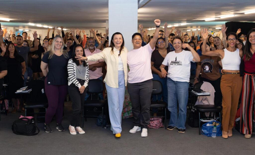 Mais de 4,5 mil alunos participam de aulões gratuitos do Aprova DF em 2026