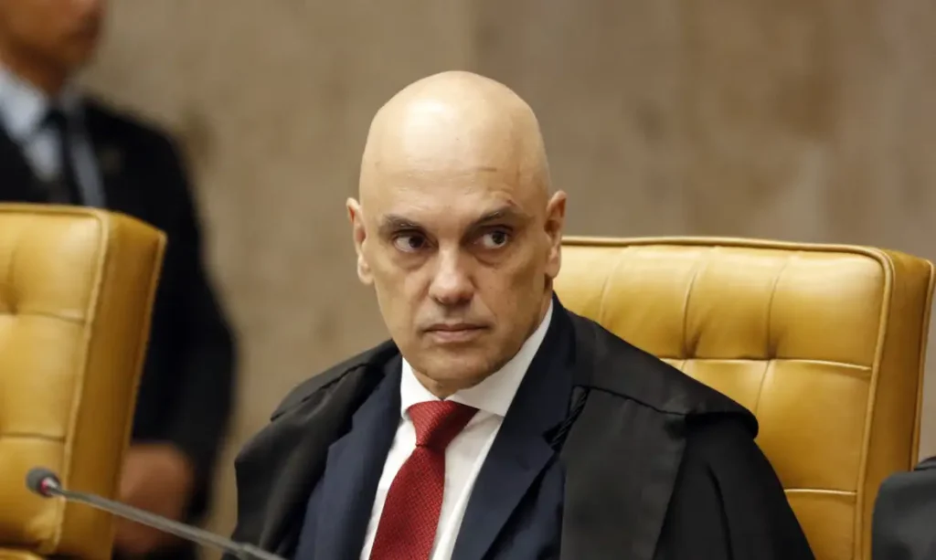 Moraes Permite Visitas de Filhos e Enteada a Bolsonaro na Prisão