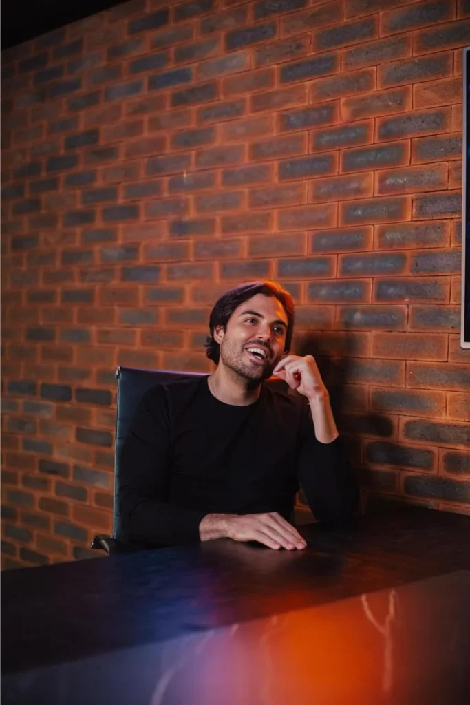 O Presente e o Futuro da Juventude no DF: Entrevista com André Kubitschek O Presente e o Futuro da Juventude no DF: Entrevista com André Kubitschek