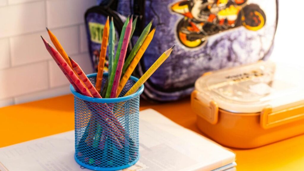 Programa Cartão Material Escolar: Benefícios para Quase 3 Milhões de Estudantes no Brasil