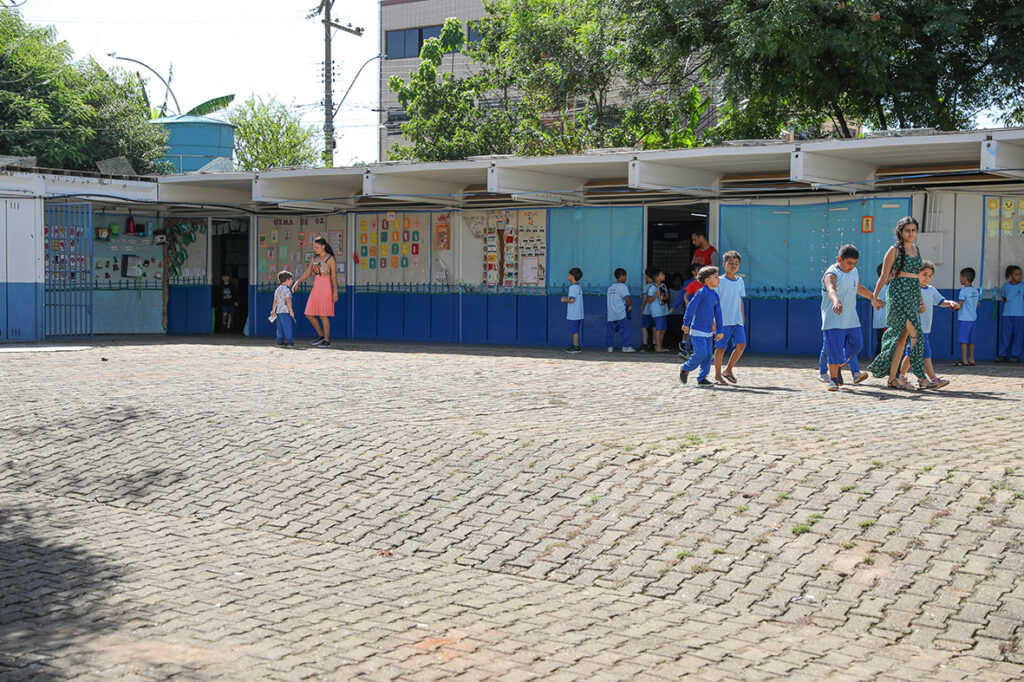 Samambaia Avança na Educação Básica: Reconstrução da Escola Classe 410