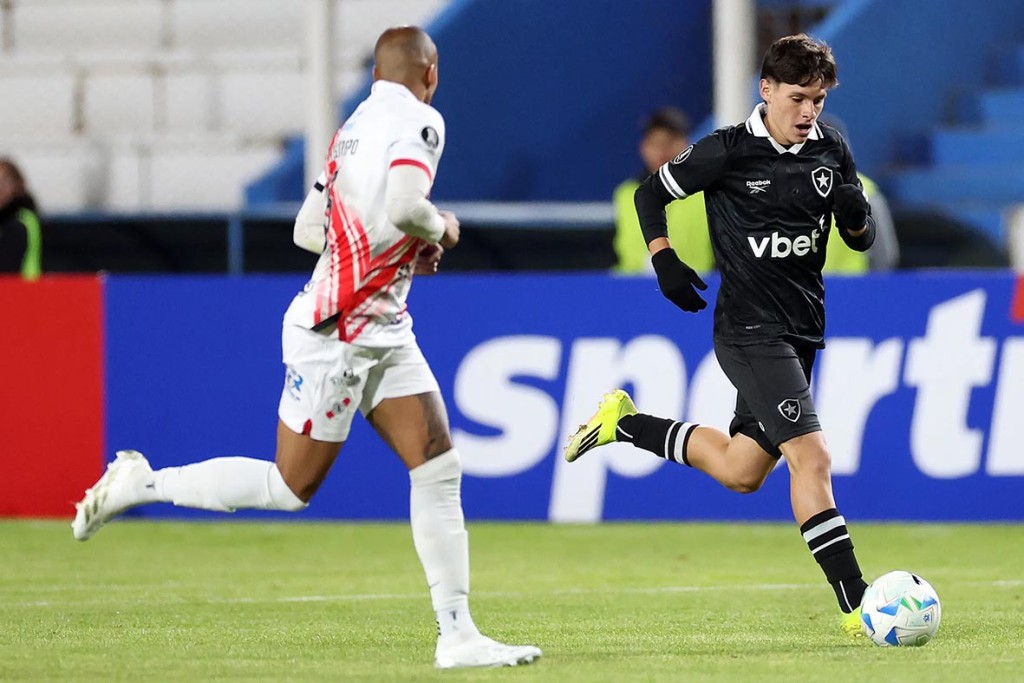 Botafogo Enfrenta Derrota para Nacional Potosí e Complica Situação na Libertadores Botafogo Enfrenta Derrota para Nacional Potosí e Complica Situação na Libertadores