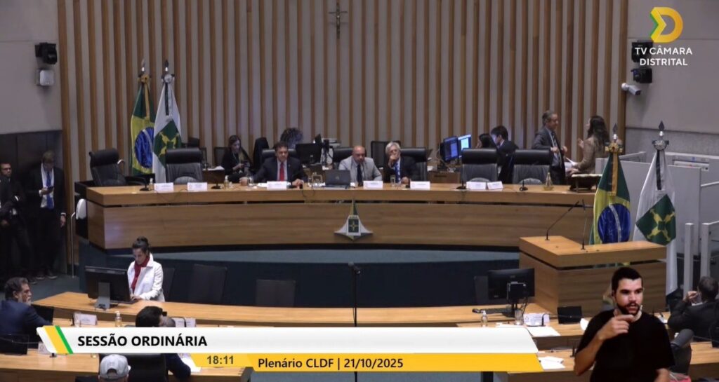 Câmara do DF Retoma Trabalhos: Base de Ibaneis Foca em Pautas Estratégicas, Oposição Reitera CPI e I