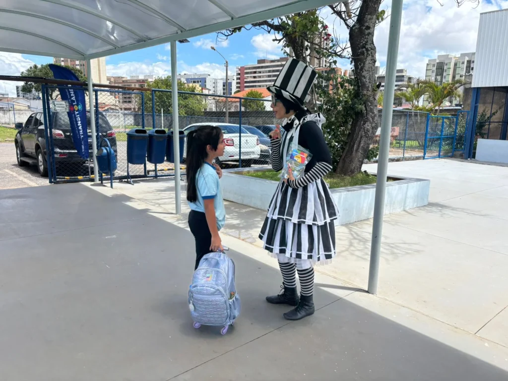 Campanha Volta às Aulas do DER-DF Mobiliza Mais de 800 Alunos em 2026