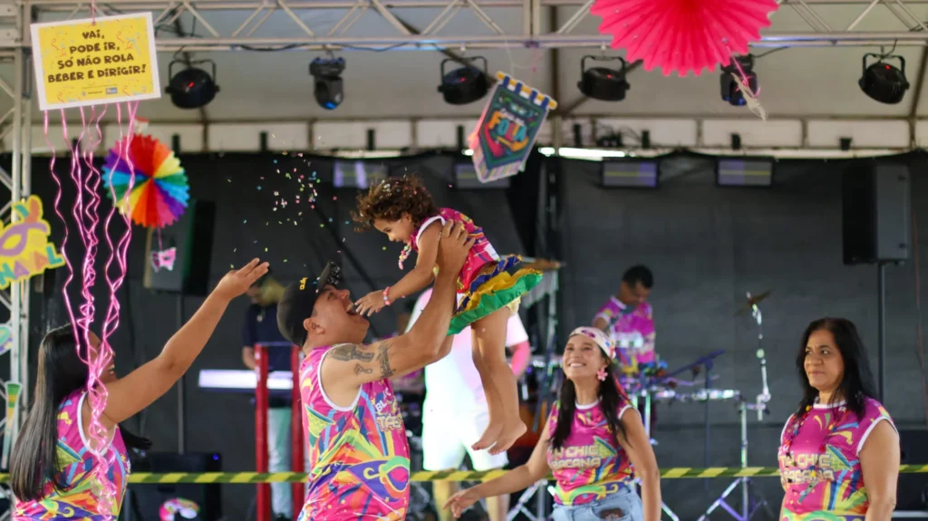 Carnaval 2026: Últimos Blocos Agitam Quatro Cidades do DF