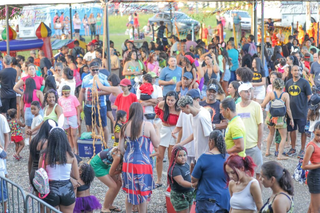 Carnaval de Brasília 2026: Mais de 1,5 milhão de pessoas revistadas e segurança em alta Carnaval de Brasília 2026: Mais de 1,5 milhão de pessoas revistadas e segurança em alta