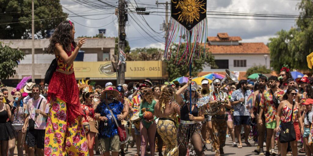 Carnaval em Brasília: Programação Diversificada para a Segunda-Feira Carnaval em Brasília: Programação Diversificada para a Segunda-Feira