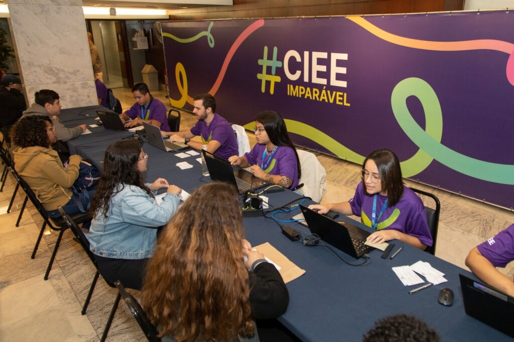 CIEE Abre 550 Vagas de Estágio no DF: Oportunidades para Universitários e Aprendizes CIEE Abre 550 Vagas de Estágio no DF: Oportunidades para Universitários e Aprendizes
