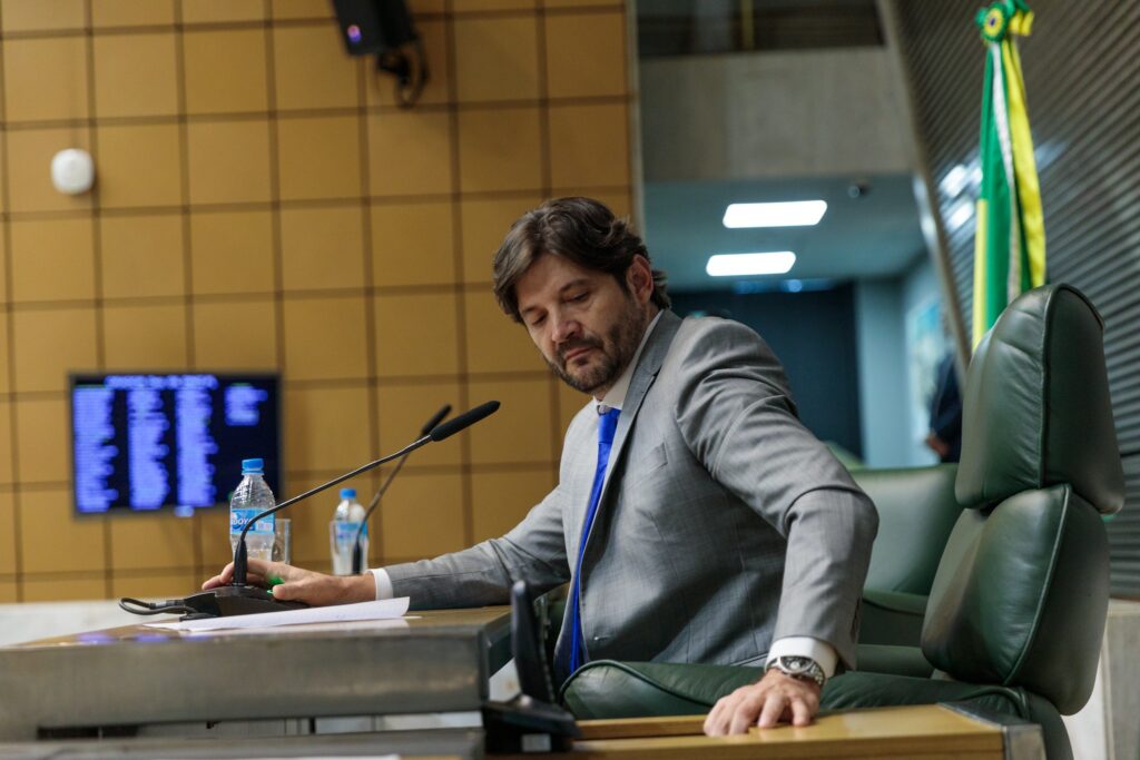 Deputados Paulistas Apoiam André do Prado para Vice de Tarcísio: Uma Questão de Direito