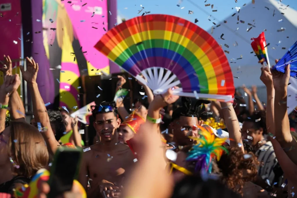 Fins de Semana Culturais no DF: Bloco das Montadas, Slam e Arte em Brasília