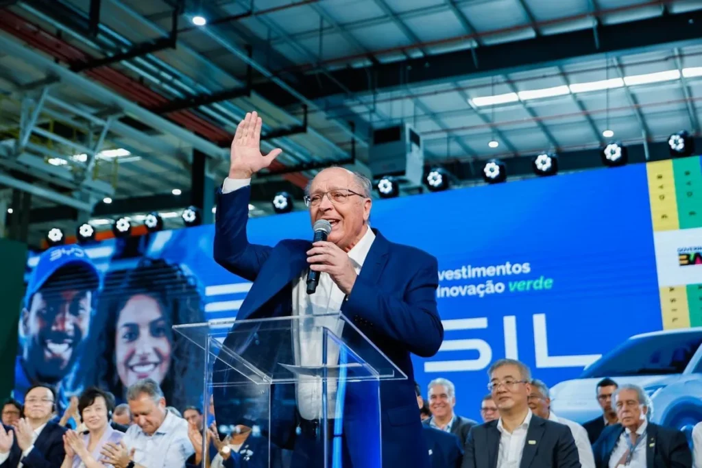 Inauguração de Espaço Social na Ceilândia: Alckmin Destaca Importância do Acolhimento Terapêutico