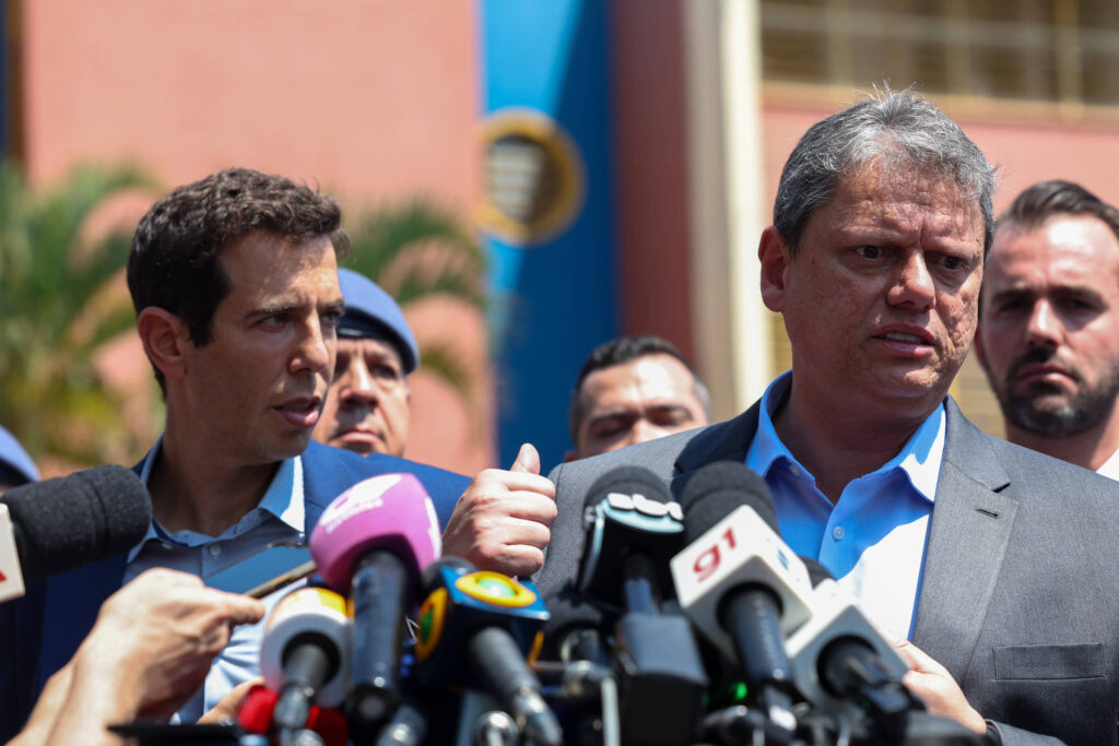 Início das Escolas Cívico-Militares em SP sem Uniformes: O Que Esperar?