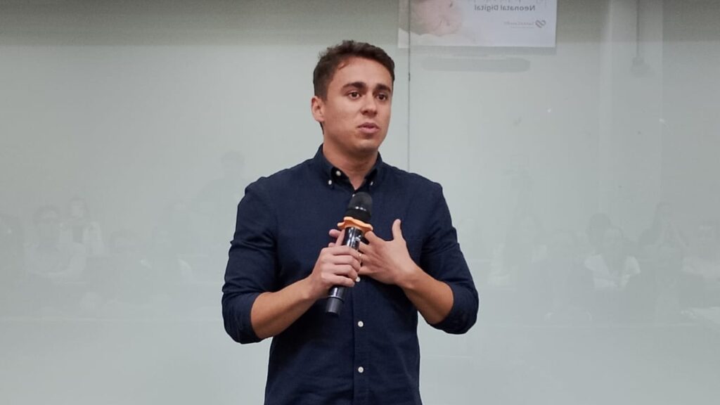 Nikolas Ferreira Critica Pacheco e Analisa Cenário Eleitoral em Minas Gerais