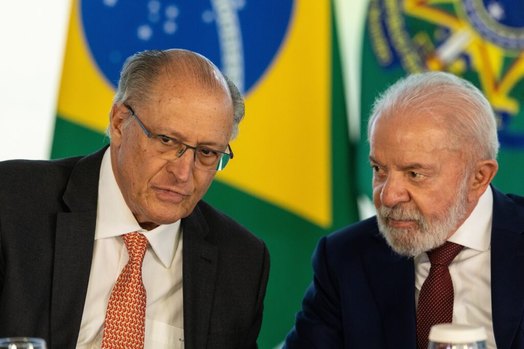 PSB Defende Alckmin com Lula em Meio a Desafios Políticos em São Paulo