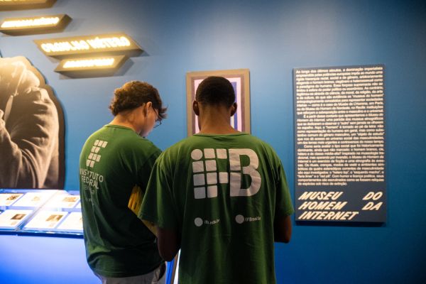 Retorno às Aulas com Arte: Rolê Cultural no CCBB Brasília Retorno às Aulas com Arte: Rolê Cultural no CCBB Brasília