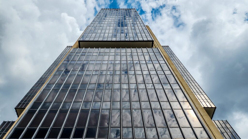 Risco Fiscal: De Nota de Rodapé a Estratégia Central da Política Monetária