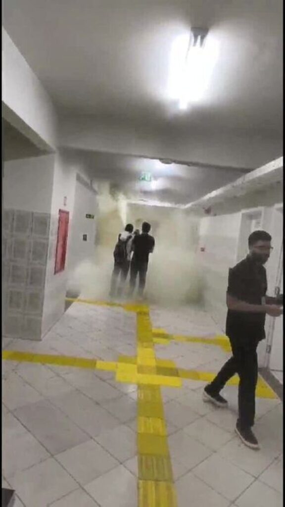 Alunos do DF Combatem Incêndio Após Falha no Alarme; Assista ao Vídeo Alunos do DF Combatem Incêndio Após Falha no Alarme; Assista ao Vídeo