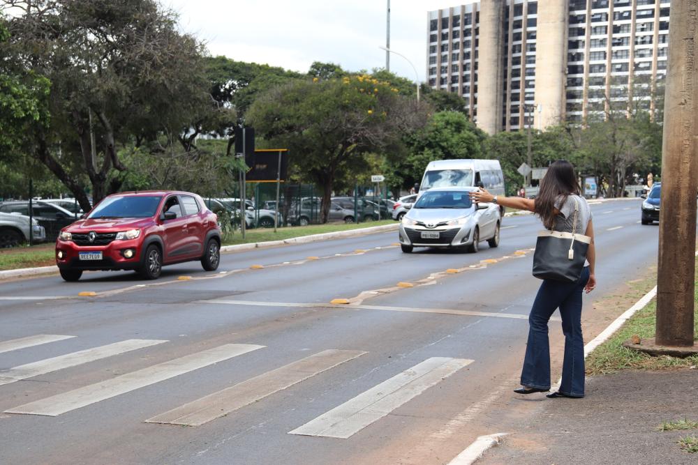 Brasília Comemora 29 Anos de Respeito ao Pedestre com Redução de 70,7% em Atropelamentos Brasília Comemora 29 Anos de Respeito ao Pedestre com Redução de 70,7% em Atropelamentos