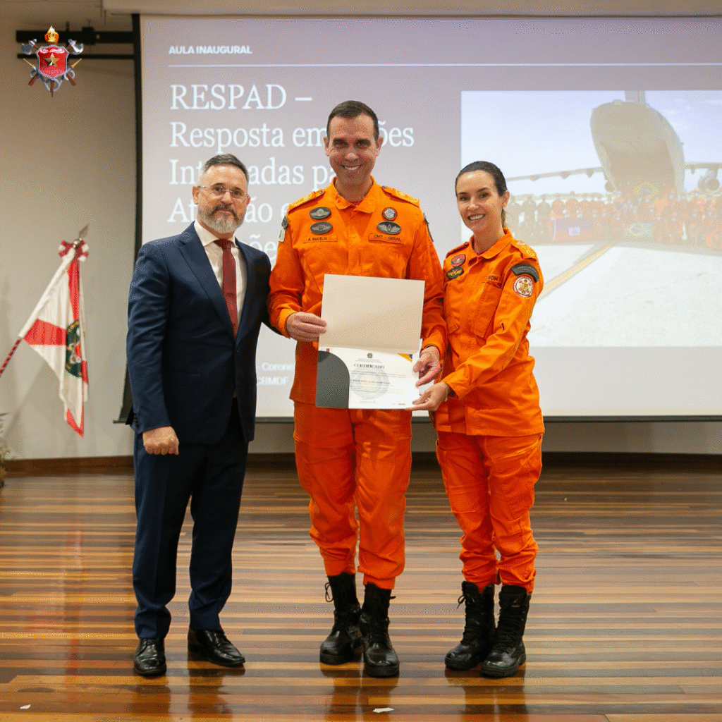 CBMDF Recebe Abertura do Curso RESPAD: Capacitação para Situações de Emergência CBMDF Recebe Abertura do Curso RESPAD: Capacitação para Situações de Emergência