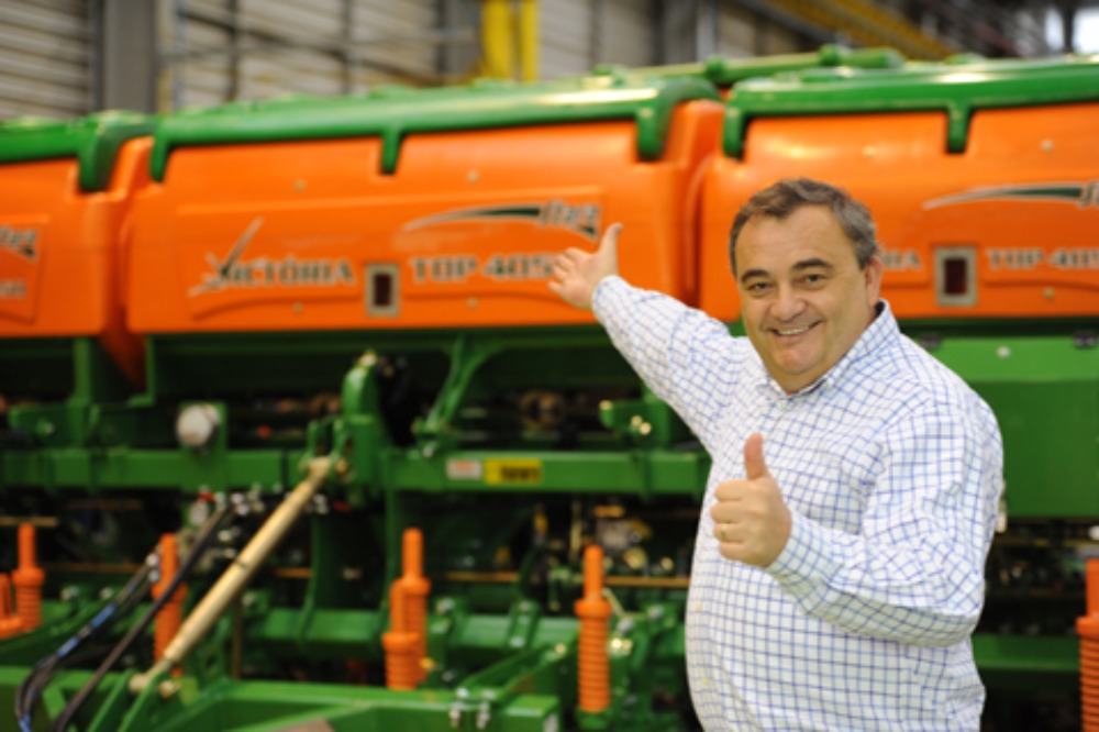 Como um Ex-Garçom Transformou uma Fábrica de Agronegócio em Gigante Global Como um Ex-Garçom Transformou uma Fábrica de Agronegócio em Gigante Global