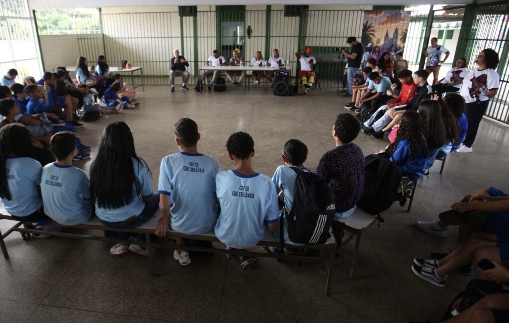 Cultura e Tecnologia: Iniciativa Une Educação e Patrimônio no DF Cultura e Tecnologia: Iniciativa Une Educação e Patrimônio no DF