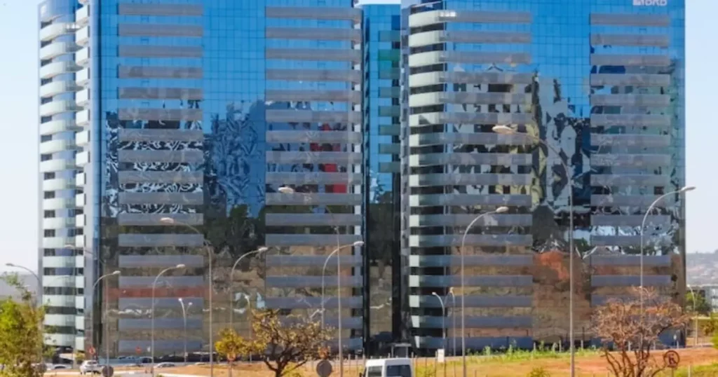 Desembargador Revoga Impedimento ao Imóvel para Aporte no BRB