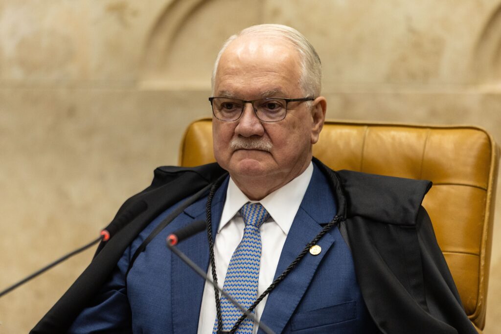 Fachin e o STF: Pautas Estratégicas em Tempos de Crise Fachin e o STF: Pautas Estratégicas em Tempos de Crise