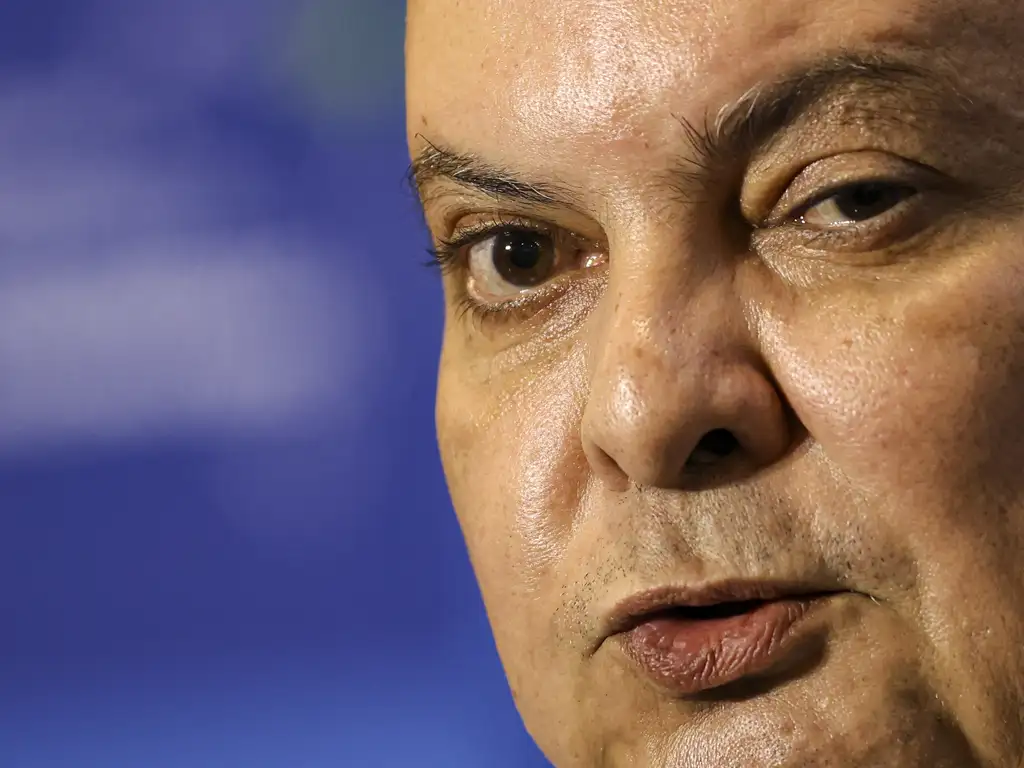 Ibaneis Rocha deixa Governo do DF em meio a crise do BRB e disputa ao Senado Ibaneis Rocha deixa Governo do DF em meio a crise do BRB e disputa ao Senado