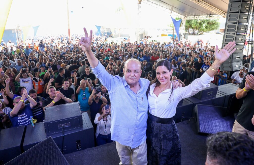 Ibaneis Rocha Renuncia ao Cargo de Governador em Cerimônia Comemorativa em Ceilândia