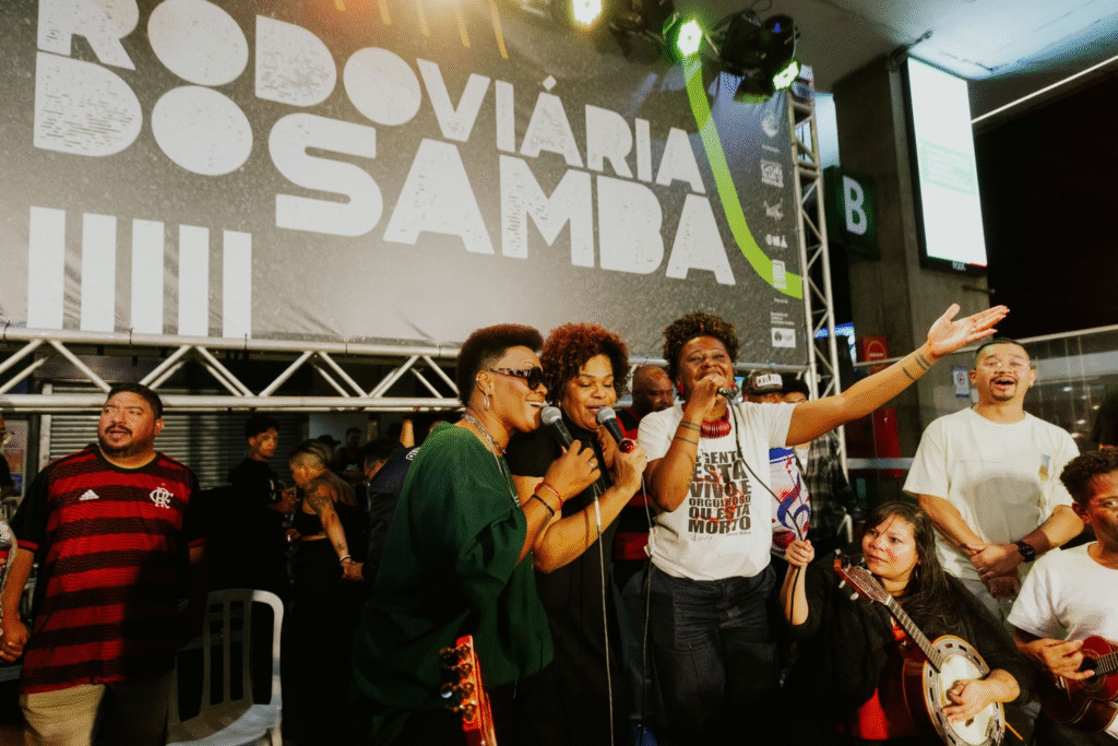 Rodoviária do Samba: Homenagem às Mulheres Sambistas em Ceilândia Rodoviária do Samba: Homenagem às Mulheres Sambistas em Ceilândia