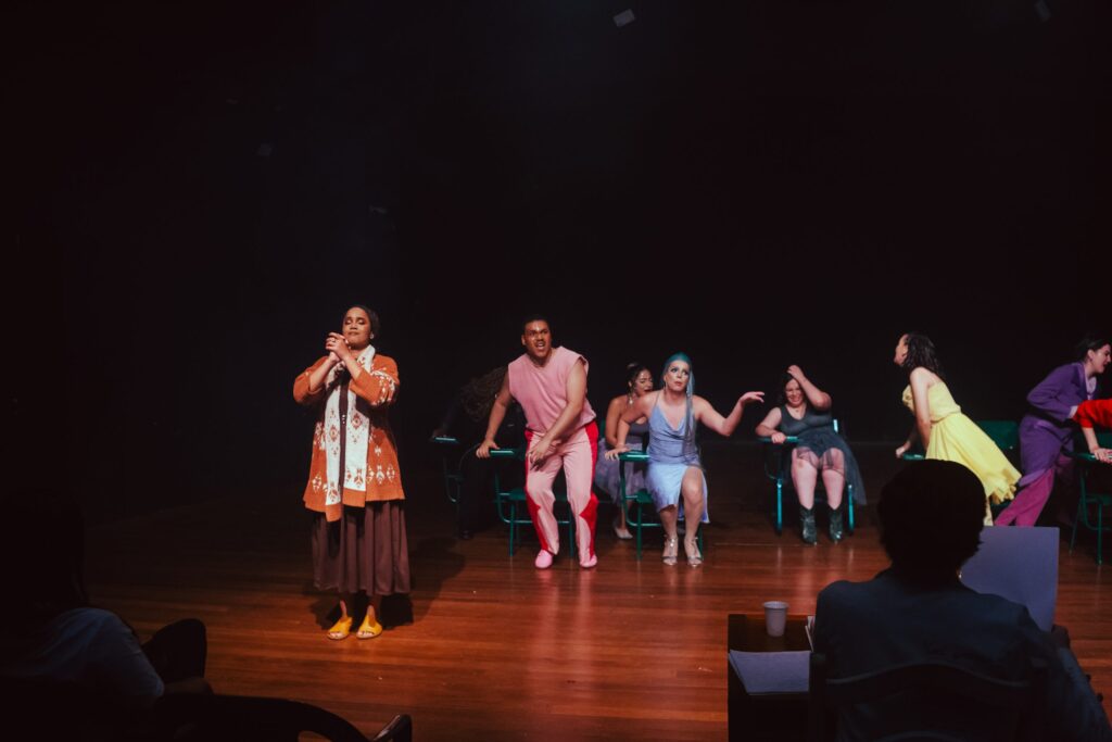 Teatro e Oficinas Gratuitas: 'Onírico' Leva Arte ao Público do DF