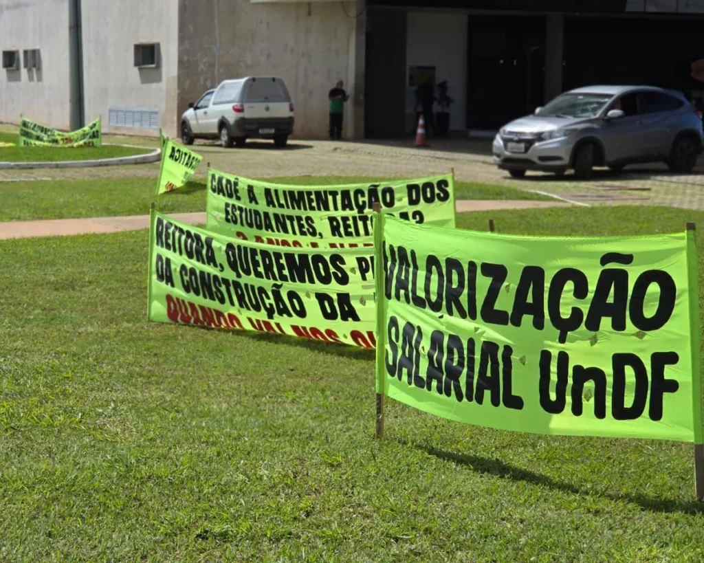 Universidade do DF Pede Multa Diária de R$ 1 Milhão Durante Greve Docente