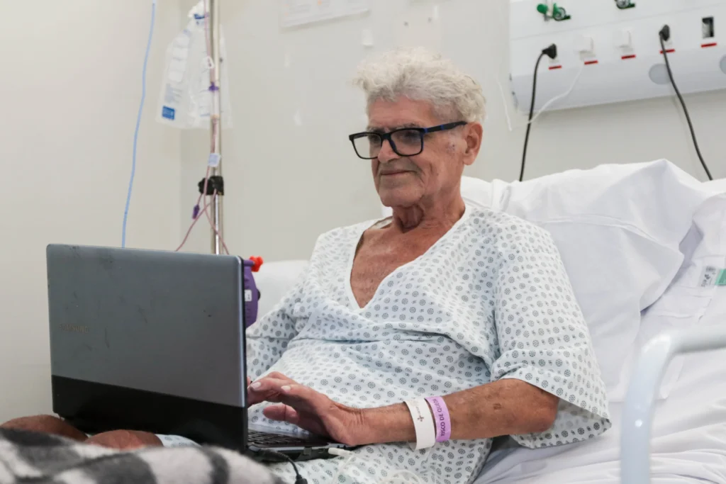 A Quarta Idade no Brasil: Desafios e Adaptações na Saúde