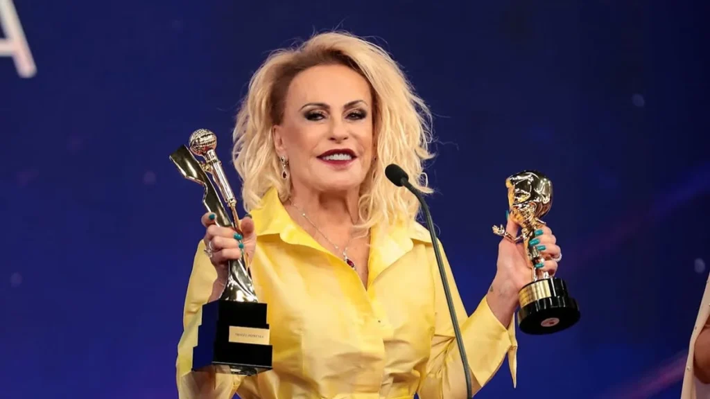 Ana Maria Braga Faz Revelações Surpreendentes no Troféu Imprensa: Sua História no SBT