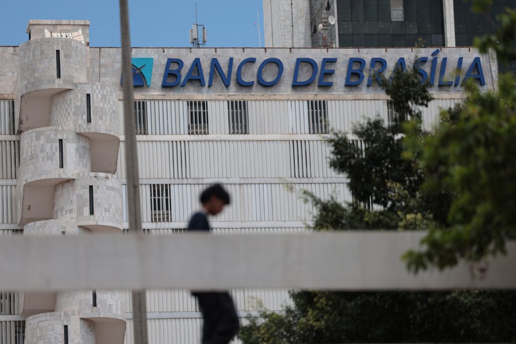 Banco de Brasília Propõe Aumento de Capital de até R$ 8,8 Bilhões