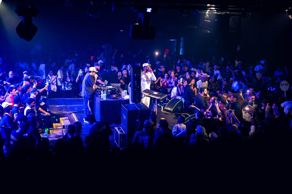 Benzadeus e Gordão do PC Agitam o Complexo Fora do Eixo em Brasília Benzadeus e Gordão do PC Agitam o Complexo Fora do Eixo em Brasília