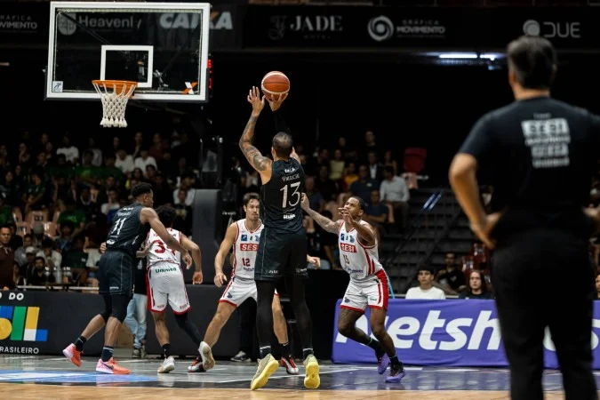 Brasília Luta, Mas Franca Garante Vitória na Prorrogação pelo NBB Brasília Luta, Mas Franca Garante Vitória na Prorrogação pelo NBB