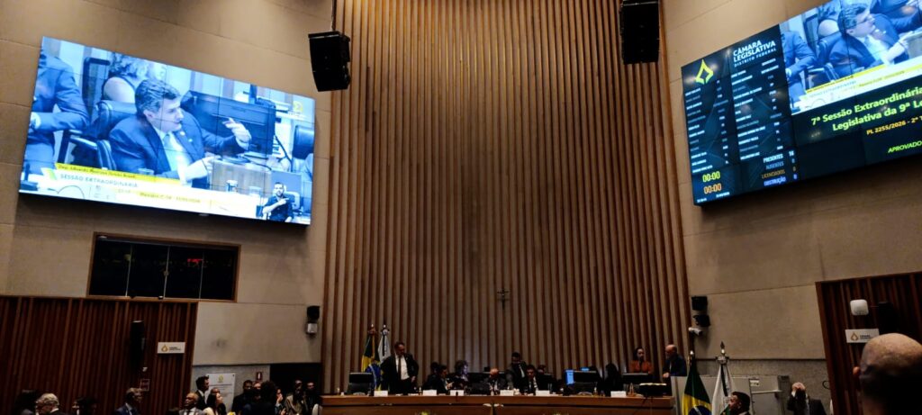 Câmara Legislativa do DF Aprova Projeto do Detran Após Quatro Horas de Expectativa