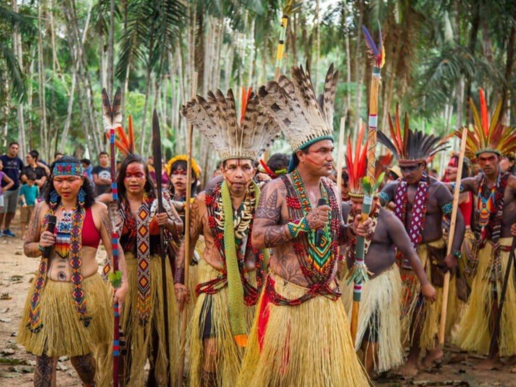Celebrações do Dia dos Povos Indígenas: Programação Cultural e Debates em Rio Branco